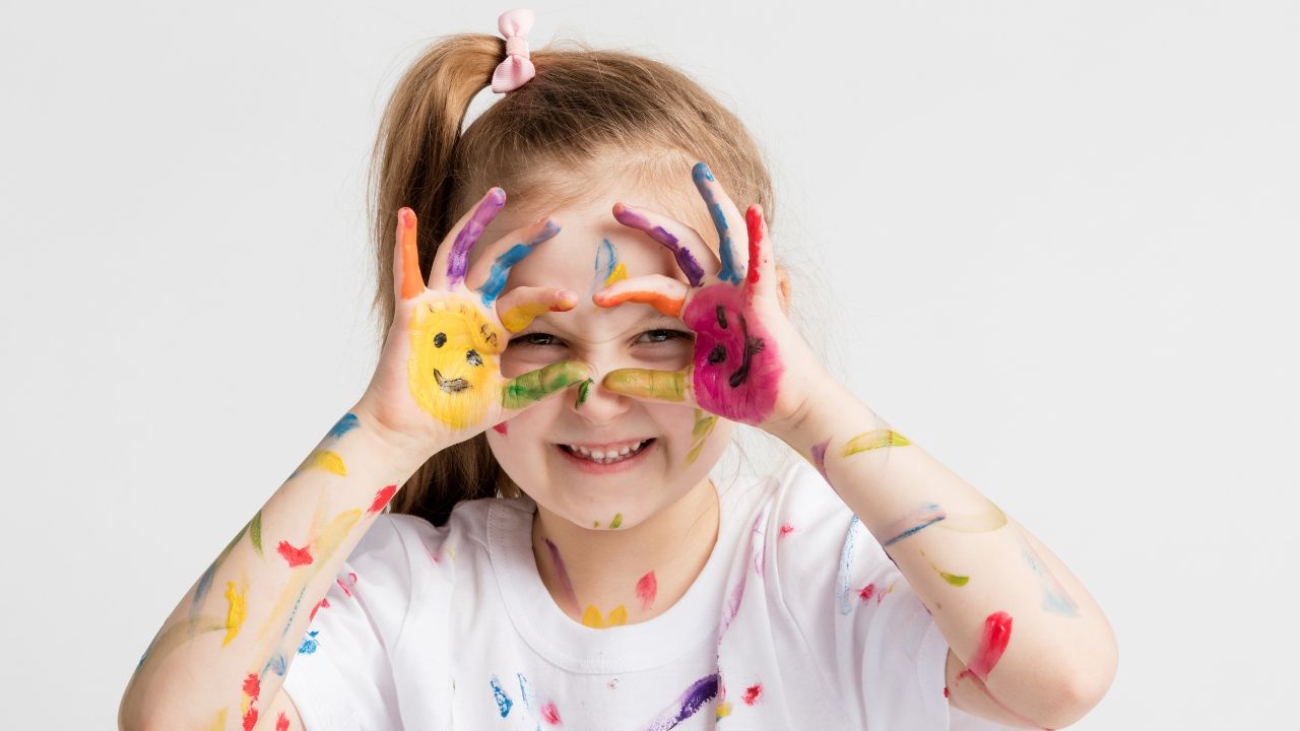 Rozwijanie kreatywności u dzieci w przedszkolu Pinokio: Metody i zabawy