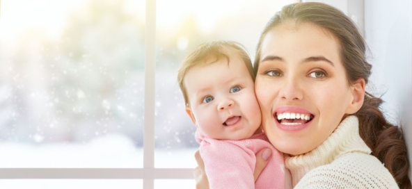 Znaczenie przytulania i bliskości: jak Żłobek Norlandia Szczecin dba o emocjonalny rozwój niemowląt