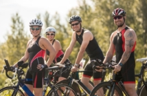 5 najważniejszych elementów odzieży dla triathlonistów