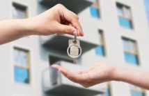 Najnowsze trendy w designie wnętrz mieszkań premium w Warszawie