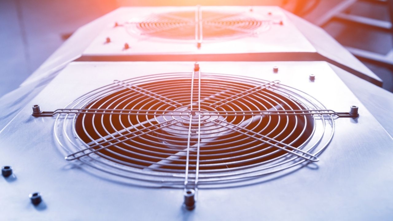 Klimatyzacja przemysłowa: Jak poprawić wydajność i komfort w firmie?