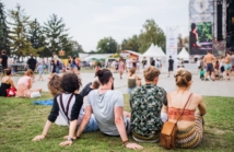 Rozkwit witarianizmu: jak festiwale promują zdrowy i świadomy styl życia
