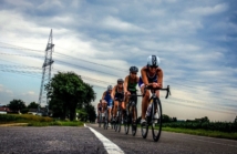 Trening rowerowy dla triathlonu: jak skutecznie rozwijać umiejętności na rowerze?