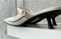 Dlaczego klapki Dior są najgorętszym trendem tego lata?