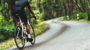 Przygotowanie do triathlonu w Warszawie: Jak poprawić swoje umiejętności rowerowe?