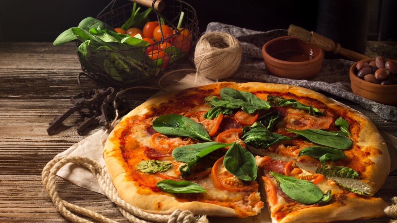 Przygoda kulinarna na Wilanowie: Włoska pizza jako kwintesencja smaku