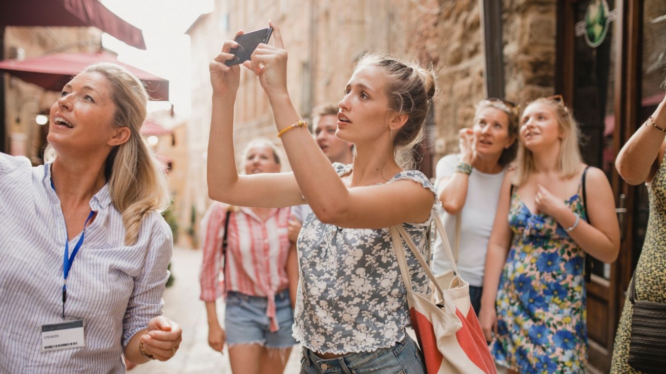 System Tour Guide – Niezbędne narzędzie dla przewodników miejskich
