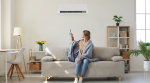 Jak efektywnie wykorzystać klimatyzację domową w celu oszczędzania energii?