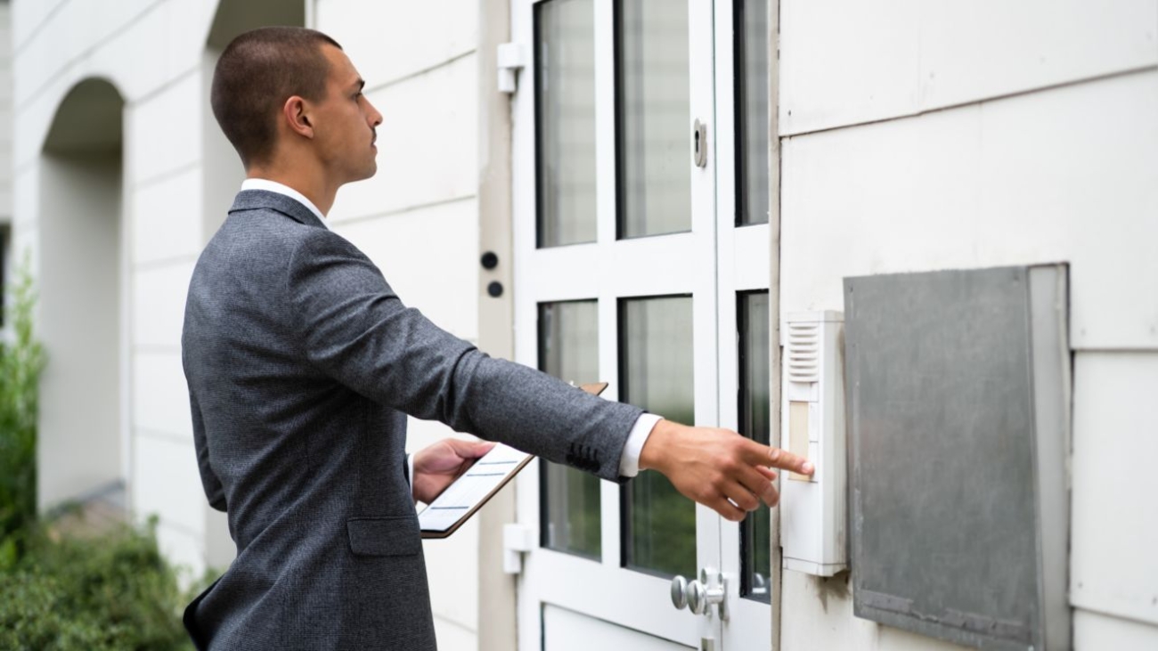 Jak postępować w sprawach egzekucji komorniczej – porady od Kancelarii Prawno Windykacyjnej w Krakowie