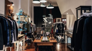 Jak sprzedawać swoje luksusowe produkty w Komis Label: Przewodnik krok po kroku