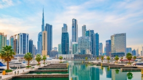 Przygotuj się na niezapomniane wakacje w Emiratach Arabskich