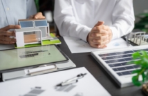 Wykorzystaj dotacje na instalacje OZE: poradnik dla firm i osób prywatnych