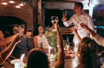 5 Powodów, Dla Których Restauracja Sobremesa w Warszawie Jest Idealnym Miejscem na Organizację Imprezy Firmowej