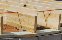 Wybierając legary do desek kompozytowych: gdzie zacząć