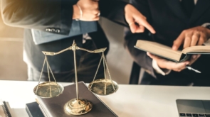 Korzyści z korzystania z usług prawnika przy rozwiązywaniu sporów gospodarczych