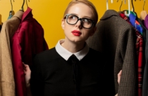 Markowe ubrania premium – jakie fasony królują w naszym komisie?