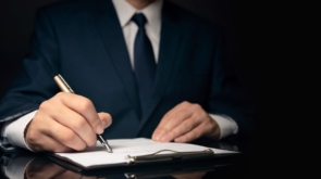 Warunki płatności i opłat notarialnych — co trzeba wiedzieć?