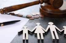 Alimenty na dziecko: jak sąd je wylicza i co wpływa na kwotę?