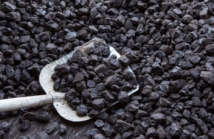 Ile ton węgla zamówić na sezon grzewczy? Prosty kalkulator + przykłady