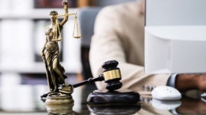 Jak wygląda analiza umowy kredytowej w kancelarii? Co dokładnie jest badane?