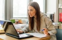 Najczęstsze błędy obcokrajowców uczących się polskiego (i jak je naprawić)