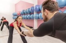 Trening personalny dla osoby początkującej - od jakich ćwiczeń warto rozpocząć?