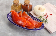 Łosoś coho czy sockeye - który lepiej pasuje do kanapek, sałatek i przystawek?