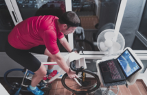 Skuteczny trening triathlonowy online: jak osiągnąć swoje cele sportowe zdalnie